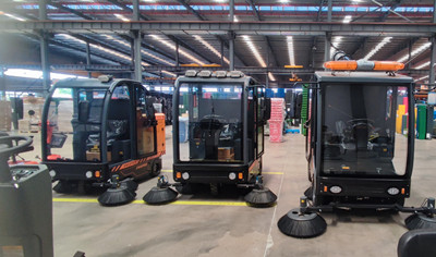 榮事達全封閉清掃車 榮事達全封閉清掃車.jpg