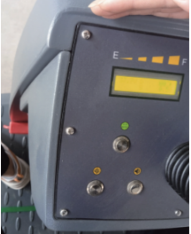 榮事達(dá)RS-D260駕駛式洗地機(jī)電池顯示器 榮事達(dá)RS-D260駕駛式洗地機(jī)電池顯示器.png